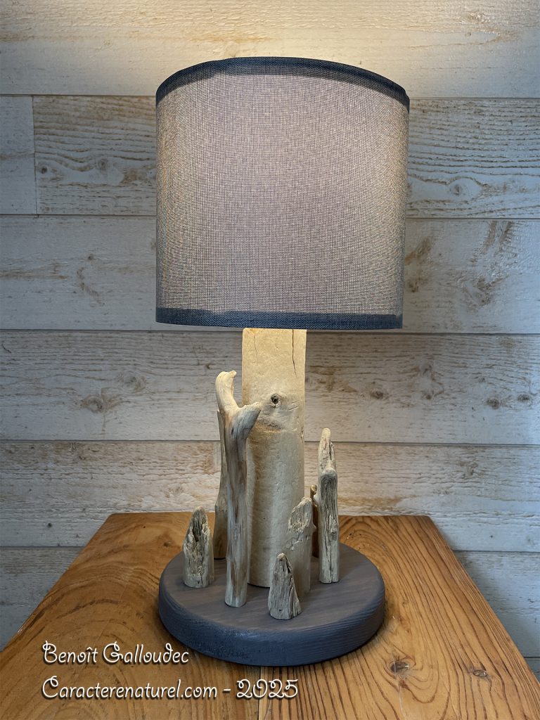 Lampe "petit bois" édition 2025